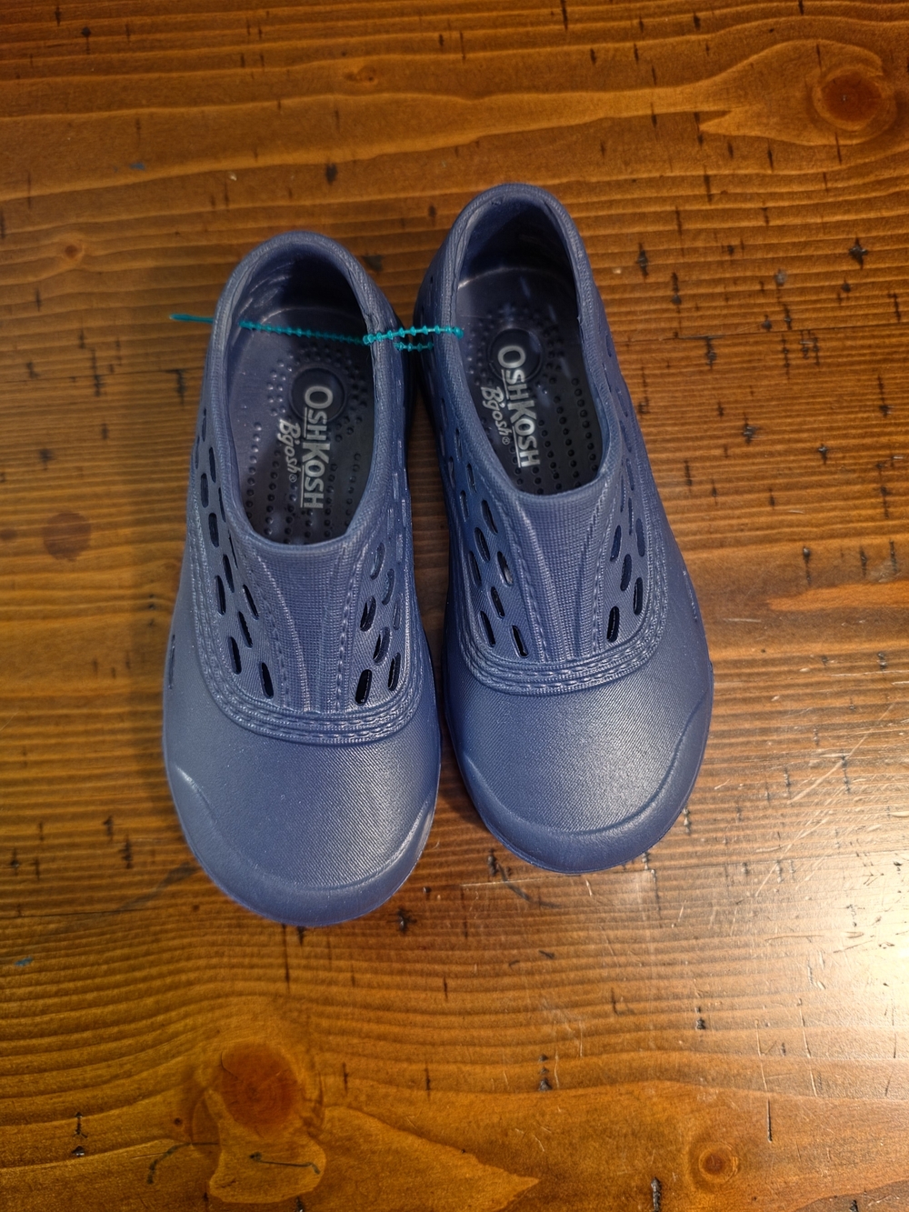 COshKosh B'gosh Blue Kids Slip-On  Shoes Size 8c